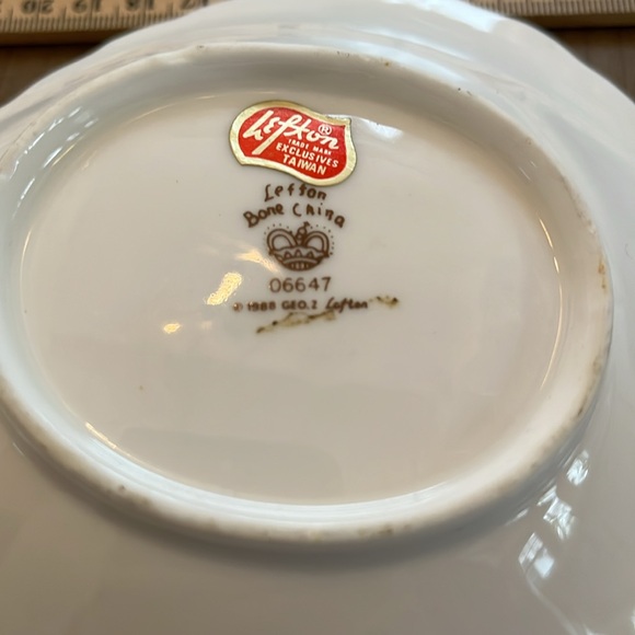 Lefton Bone China 06647 Cardinal Dish in EUC - Picture 3 of 3